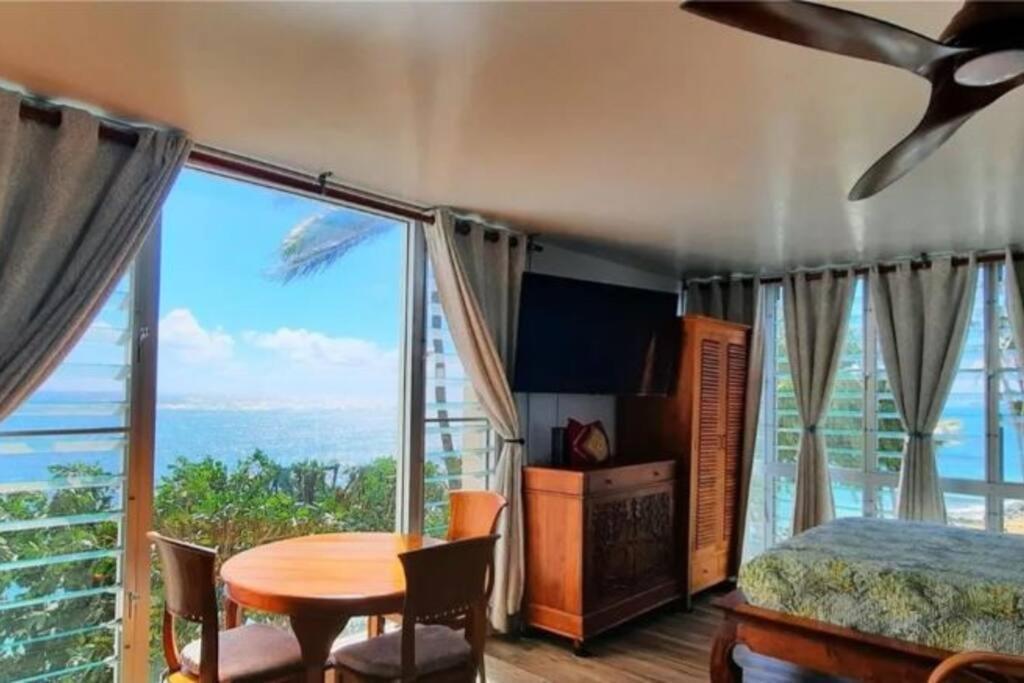 Breezy Beachfront Bali-Style Haven 180 Degree Oceanview Hau'ula Exterior foto