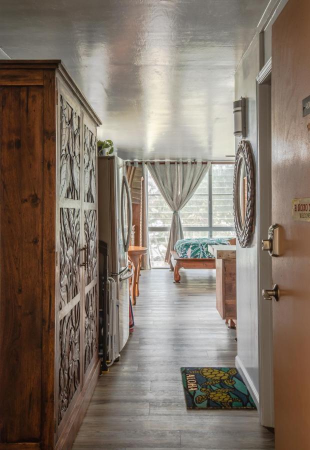 Breezy Beachfront Bali-Style Haven 180 Degree Oceanview Hau'ula Exterior foto